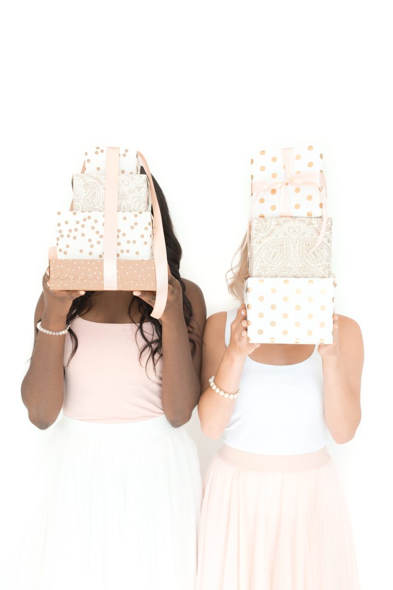 The Ultimate Luxurious Friends & Family Gift Guide