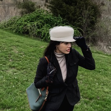 Etiquette for a day at the [horse] races