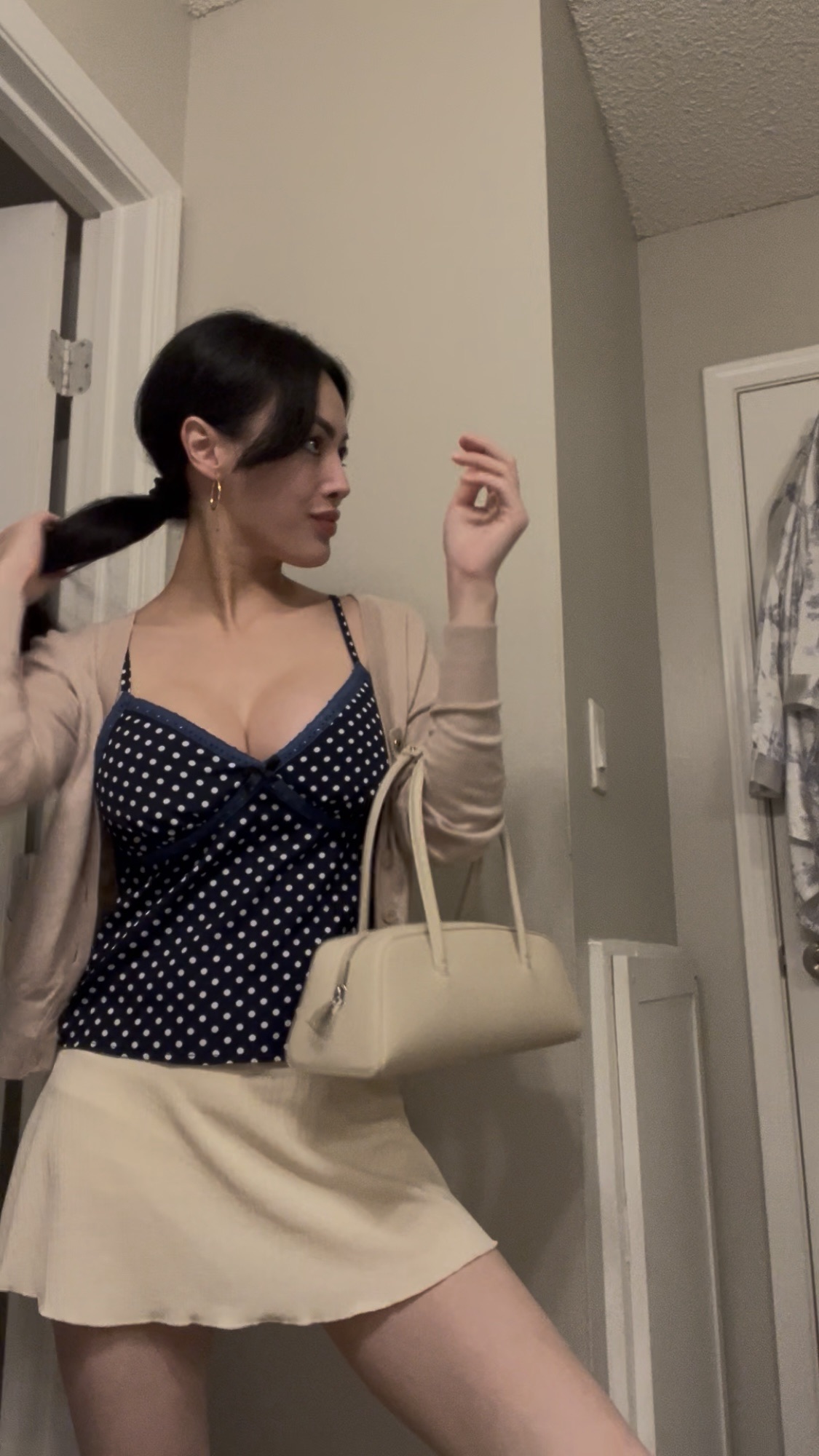 freja nyc mercer bag, mercer bag oat review, viral spring summer bag 2025, best everyday tote 2025, tiktok trending bag, instagram aesthetic bag, youtube bag review, sustainable leather tote, oat beige bag outfits, best commuter bag for women, reformation style tote, city girl bag must-have, freja mercer honest review, minimalist bag 2025, quiet luxury handbag, top rated work bag, capsule wardrobe bag, eco chic tote, pinterest bag goals, best influencer bags 2025