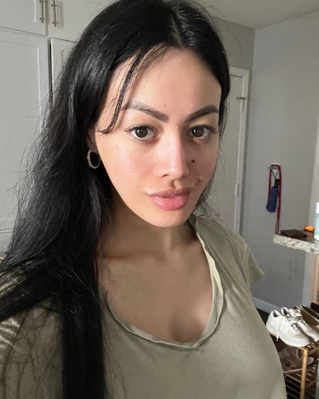 skin lightening journey, hydroquinone before and after, glutathione skin results, Musely Dark Spot Cream review, even skin tone skincare, hyperpigmentation treatment, dark spots removal, glutathione whitening serum, skincare for melasma, how to lighten dark areas on face, best products for skin discoloration, natural glowing skin routine, no makeup confidence, skincare transformation, hormonal pigmentation fix, best cream for uneven skin tone, Korean beauty brightening products