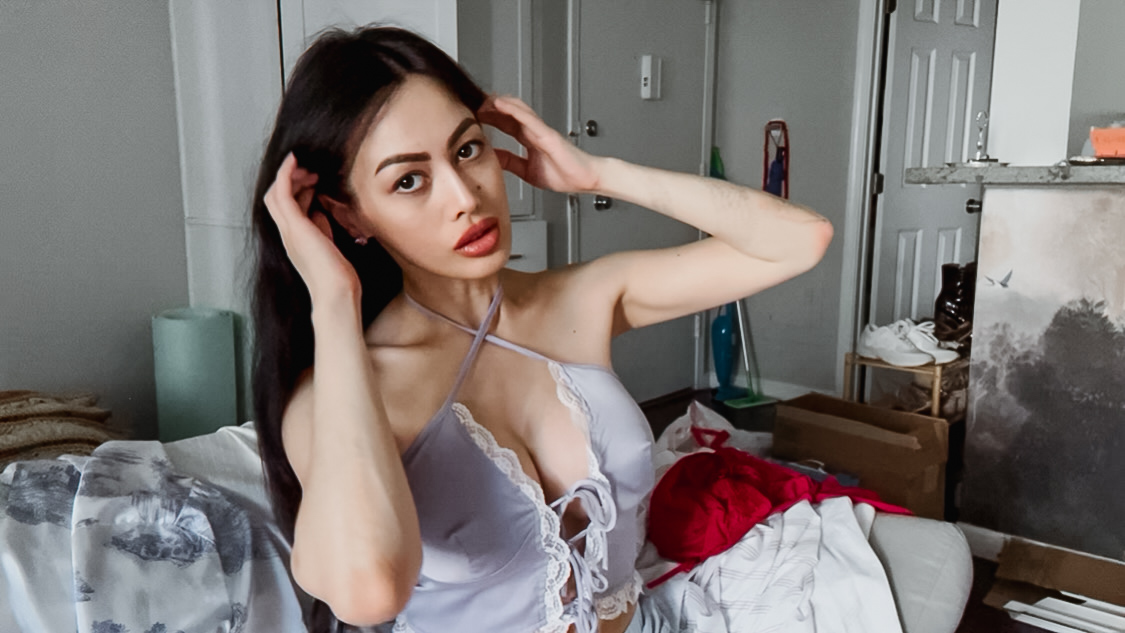 What to expect when you're successful and attractive, navigating jealousy and admiration, Gen Z advice for hot and thriving people, unexpected reactions to beauty and success, how people treat good-looking successful individuals, handling envy and attention, thriving while misunderstood, real talk for confident young women and men, what comes with glow-ups, rising success, becoming that person, knowing your worth, dealing with shade