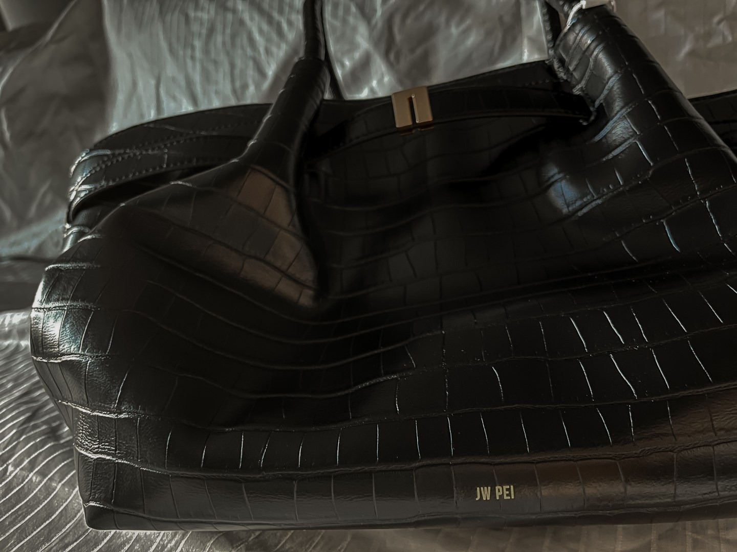 JW PEI Hana tote review, JW PEI Hana Croc Medium Tote, best vegan leather tote, affordable luxury handbag, stylish work tote, JW PEI bag review, chic everyday tote bag, trendy structured tote, croc embossed vegan bag, designer lookalike tote, minimalist fashion tote, best bags under $150, elegant tote for Gen Z, cruelty-free handbags, office bag with iPad space, JW PEI Hana sizing, TikTok viral tote bag, JW PEI black croc bag, JW PEI medium tote, influencer favorite bags, ethical fashion accessories