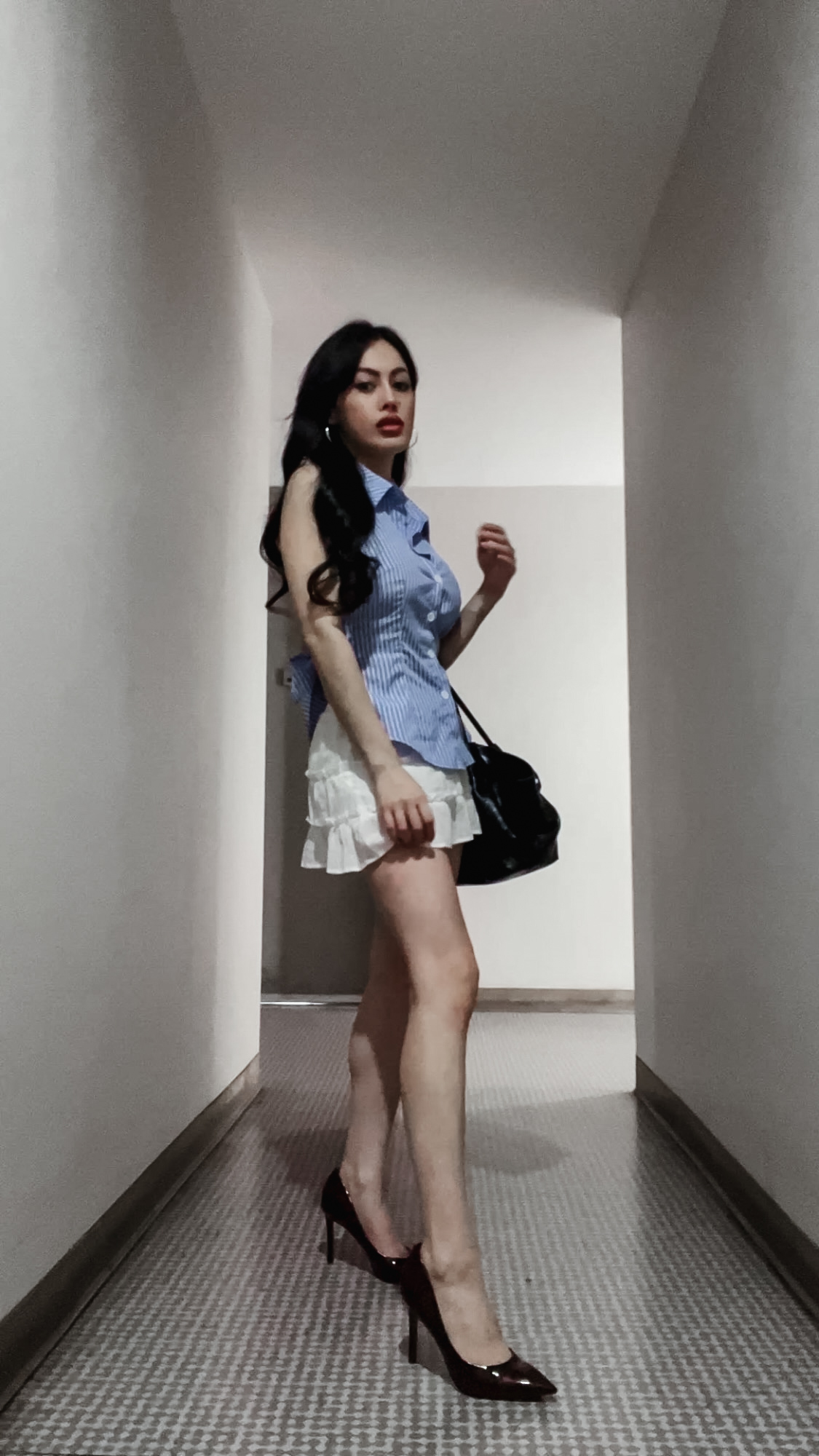 JW PEI Hana tote review, JW PEI Hana Croc Medium Tote, best vegan leather tote, affordable luxury handbag, stylish work tote, JW PEI bag review, chic everyday tote bag, trendy structured tote, croc embossed vegan bag, designer lookalike tote, minimalist fashion tote, best bags under $150, elegant tote for Gen Z, cruelty-free handbags, office bag with iPad space, JW PEI Hana sizing, TikTok viral tote bag, JW PEI black croc bag, JW PEI medium tote, influencer favorite bags, ethical fashion accessories