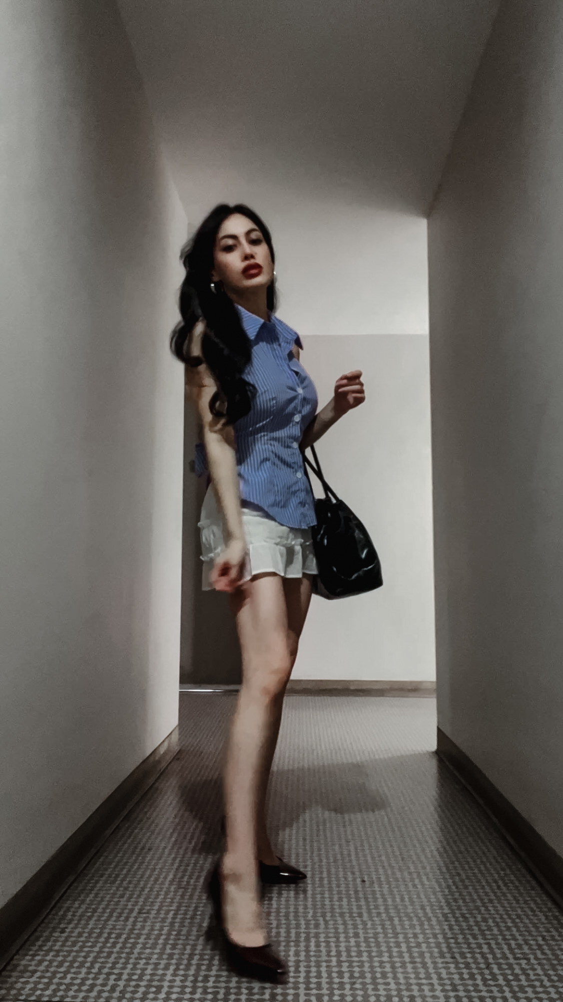 JW PEI Hana tote review, JW PEI Hana Croc Medium Tote, best vegan leather tote, affordable luxury handbag, stylish work tote, JW PEI bag review, chic everyday tote bag, trendy structured tote, croc embossed vegan bag, designer lookalike tote, minimalist fashion tote, best bags under $150, elegant tote for Gen Z, cruelty-free handbags, office bag with iPad space, JW PEI Hana sizing, TikTok viral tote bag, JW PEI black croc bag, JW PEI medium tote, influencer favorite bags, ethical fashion accessories