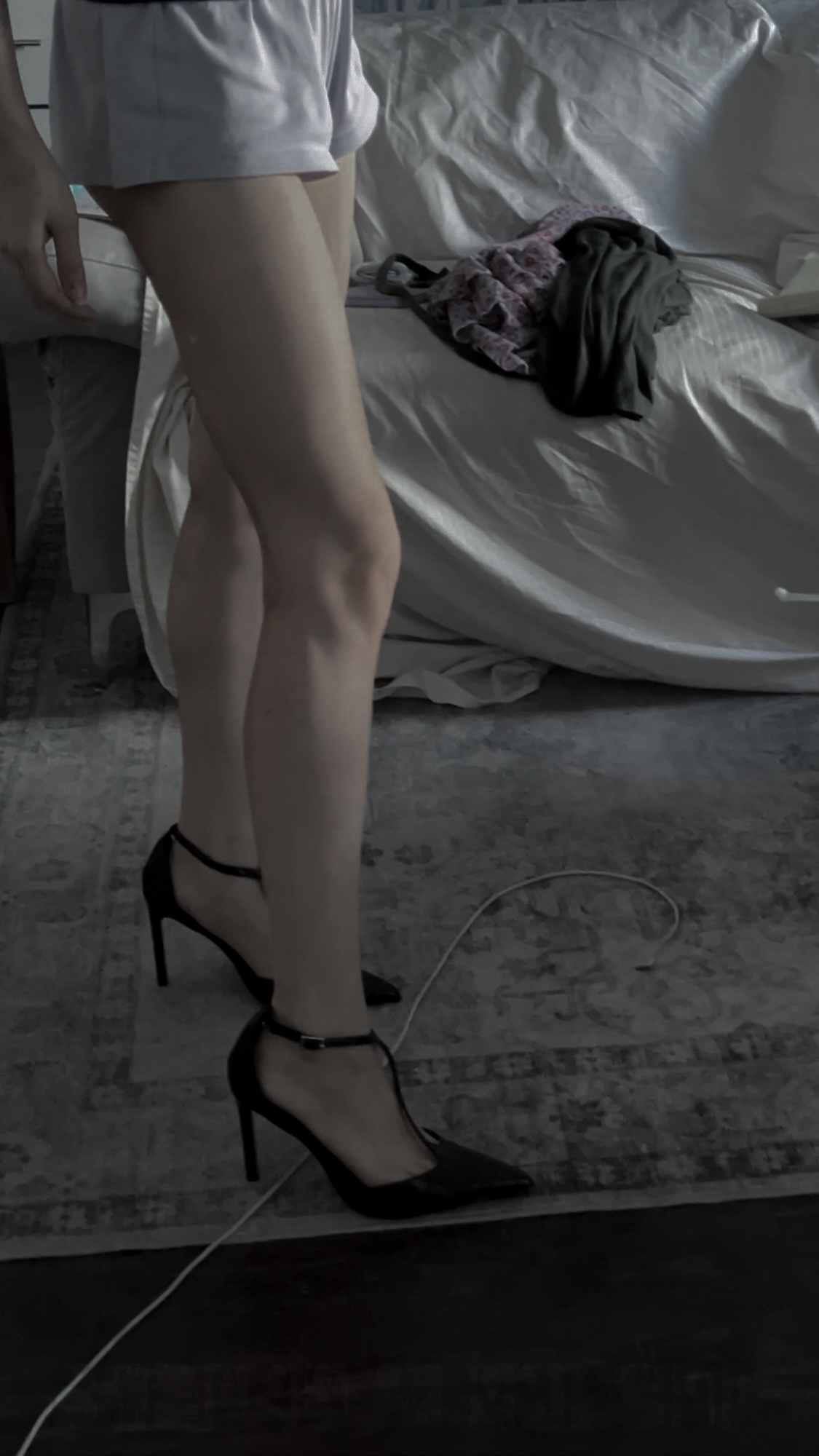 elegant fall outfits for women 2025, trendy fall fashion ideas, chic autumn outfits, classy fall looks 2025, fall outfit inspiration for women, elegant street style fall 2025, sophisticated fall wardrobe, timeless fall fashion trends, modern elegant fall outfits, stylish fall outfit ideas, cozy yet chic fall looks, minimal fall style 2025, feminine fall outfit inspiration, casual elegant autumn outfits, trendy fall capsule wardrobe, fall outfit guide for women, classy trendy fall fashion 2025