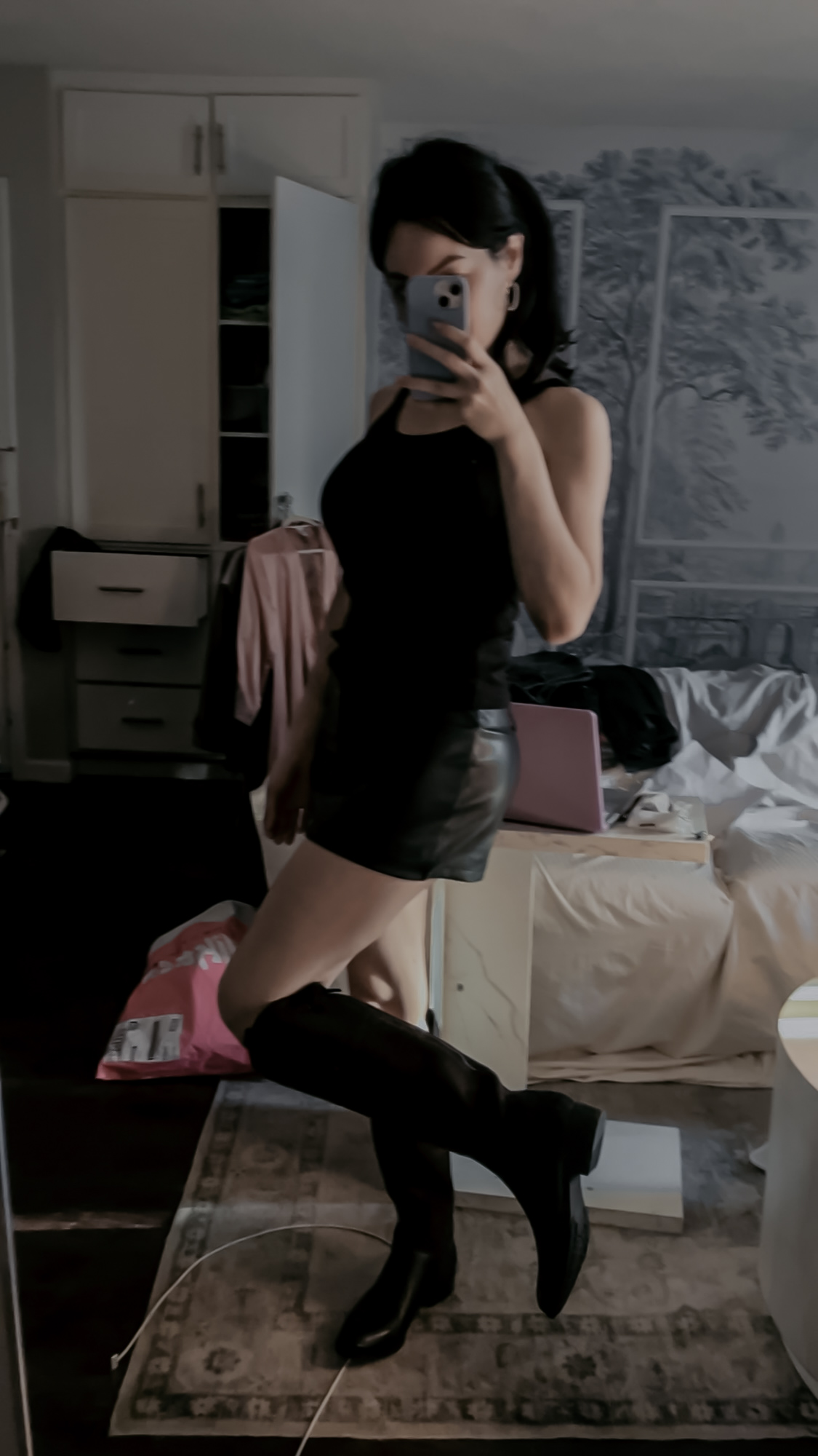 elegant fall outfits for women 2025, trendy fall fashion ideas, chic autumn outfits, classy fall looks 2025, fall outfit inspiration for women, elegant street style fall 2025, sophisticated fall wardrobe, timeless fall fashion trends, modern elegant fall outfits, stylish fall outfit ideas, cozy yet chic fall looks, minimal fall style 2025, feminine fall outfit inspiration, casual elegant autumn outfits, trendy fall capsule wardrobe, fall outfit guide for women, classy trendy fall fashion 2025