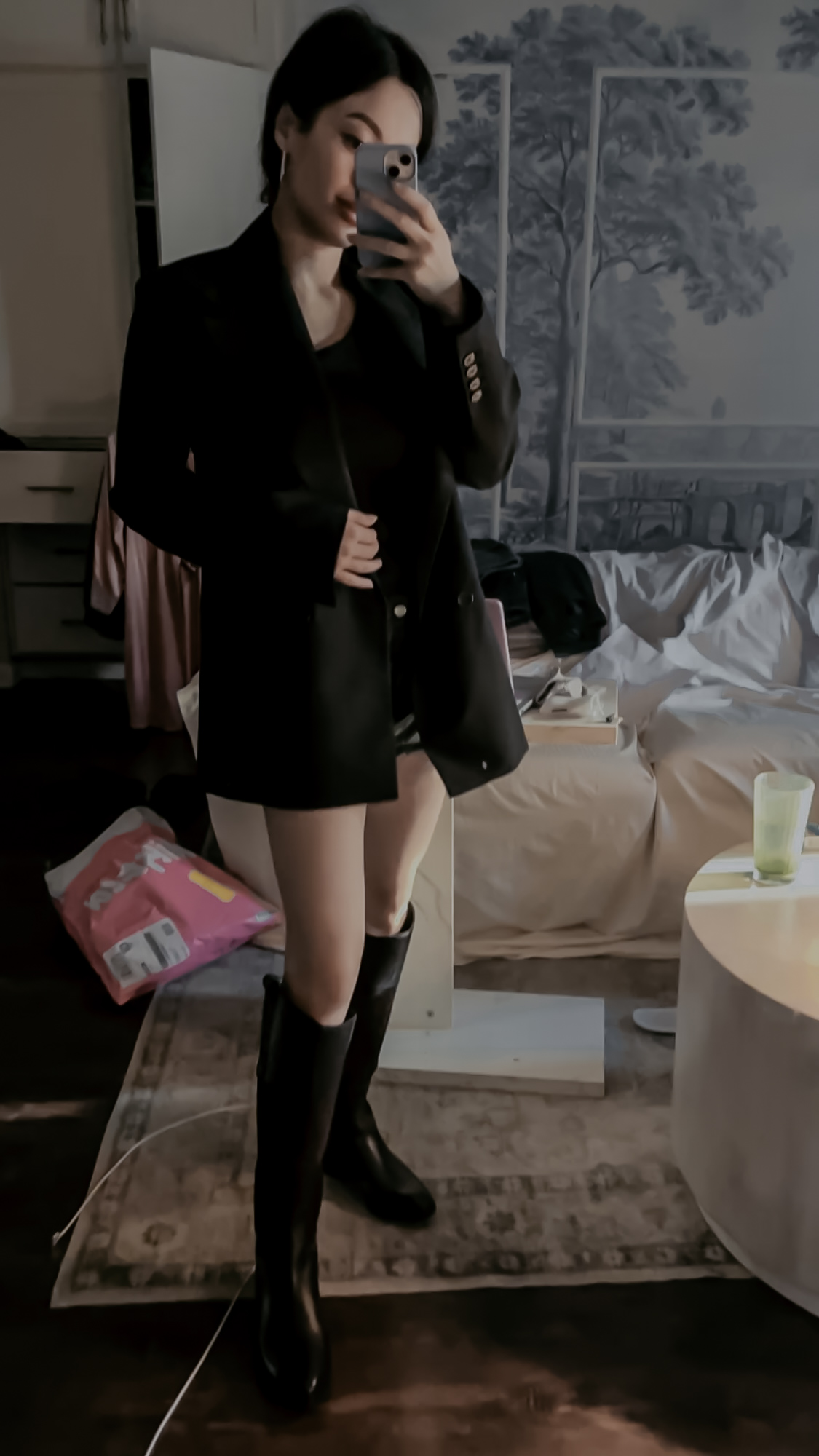 elegant fall outfits for women 2025, trendy fall fashion ideas, chic autumn outfits, classy fall looks 2025, fall outfit inspiration for women, elegant street style fall 2025, sophisticated fall wardrobe, timeless fall fashion trends, modern elegant fall outfits, stylish fall outfit ideas, cozy yet chic fall looks, minimal fall style 2025, feminine fall outfit inspiration, casual elegant autumn outfits, trendy fall capsule wardrobe, fall outfit guide for women, classy trendy fall fashion 2025