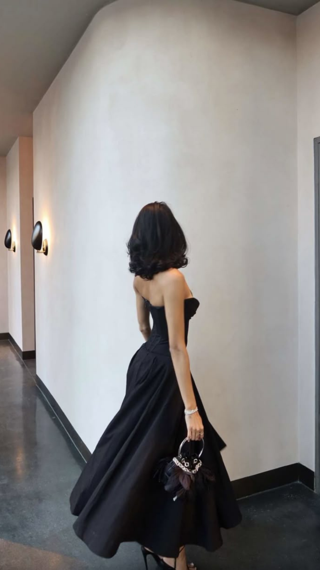 how to reinvent yourself,confidence building,life transformation,elegant it girl lifestyle,self reinvention tips,lifestyle makeover,self transformation guide,goal setting,self love,self confidence tips,self empowerment,habit change,personal growth tips,find your purpose,become your best self,self help,lifestyle upgrade,success mindset,life coaching,ambitious women,style and elegance,transform your life,personal reinvention,confidence hacks,life goals,reinvent your life,modern it girl tips