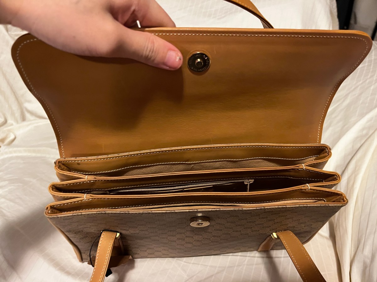 vintage Gucci bag, Gucci GG Supreme, 1970s Gucci, Aldo Gucci era, quiet luxury handbag, heritage Gucci, archival fashion, vintage designer bags, Gucci monogram canvas, top handle bag, investment handbags, sustainable luxury, collector handbags, Italian craftsmanship, timeless designer bags, pre-owned Gucci, luxury resale, vintage luxury bags, Gucci Supreme canvas, old money aesthetic, stealth wealth fashion, classic Gucci, retro designer handbags, vintage fashion investment