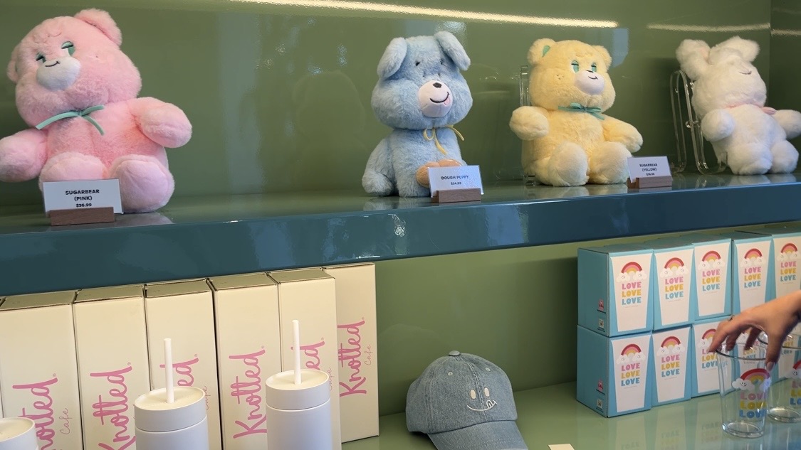 affordable things to do in Los Angeles, affordable Los Angeles eats, glamorous things to do in LA, chic Los Angeles food spots, budget friendly LA itinerary, aesthetic cafes Los Angeles, Arts District Los Angeles food, modern Korean food LA, Hojokban LA review, Knotted LA donuts, Soho House WeHo experience, luxury on a budget Los Angeles, LA food guide for women, stylish LA day itinerary, best affordable restaurants Los Angeles, LA lifestyle blog, elegant LA experiences, Los Angeles food crawl, girls day in Los Angeles, trendy LA cafes, budget luxury lifestyle LA