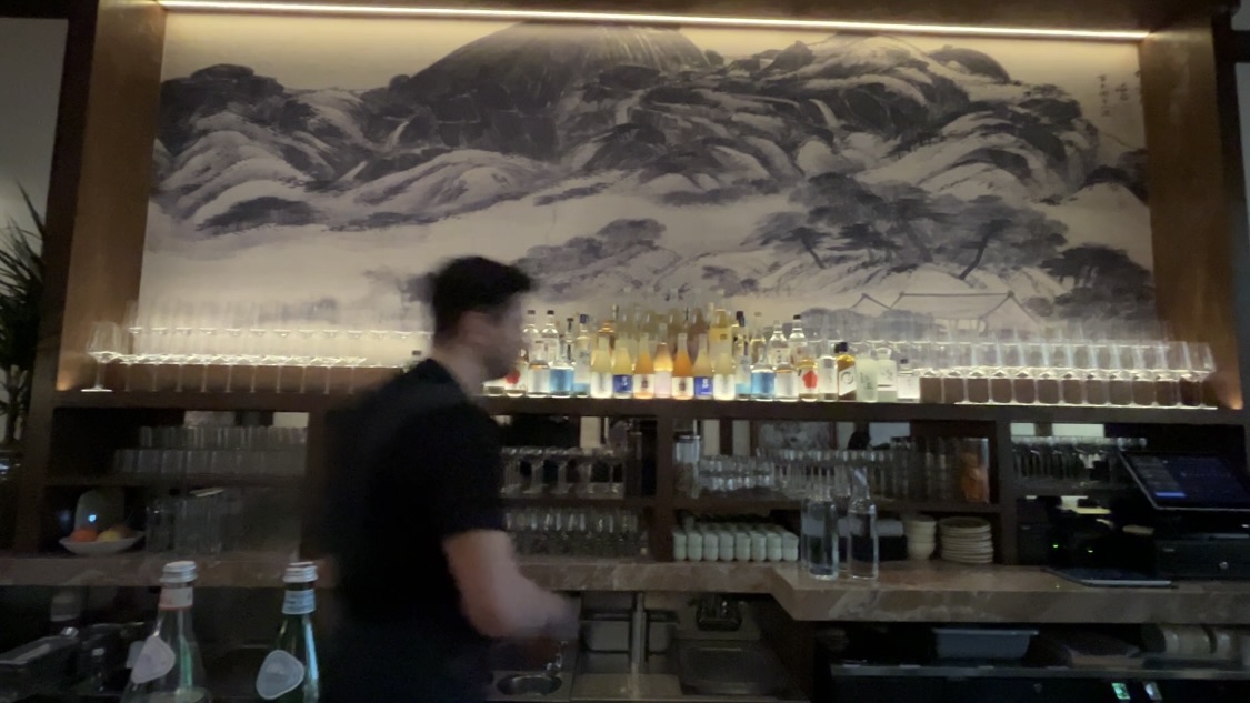 affordable things to do in Los Angeles, affordable Los Angeles eats, glamorous things to do in LA, chic Los Angeles food spots, budget friendly LA itinerary, aesthetic cafes Los Angeles, Arts District Los Angeles food, modern Korean food LA, Hojokban LA review, Knotted LA donuts, Soho House WeHo experience, luxury on a budget Los Angeles, LA food guide for women, stylish LA day itinerary, best affordable restaurants Los Angeles, LA lifestyle blog, elegant LA experiences, Los Angeles food crawl, girls day in Los Angeles, trendy LA cafes, budget luxury lifestyle LA