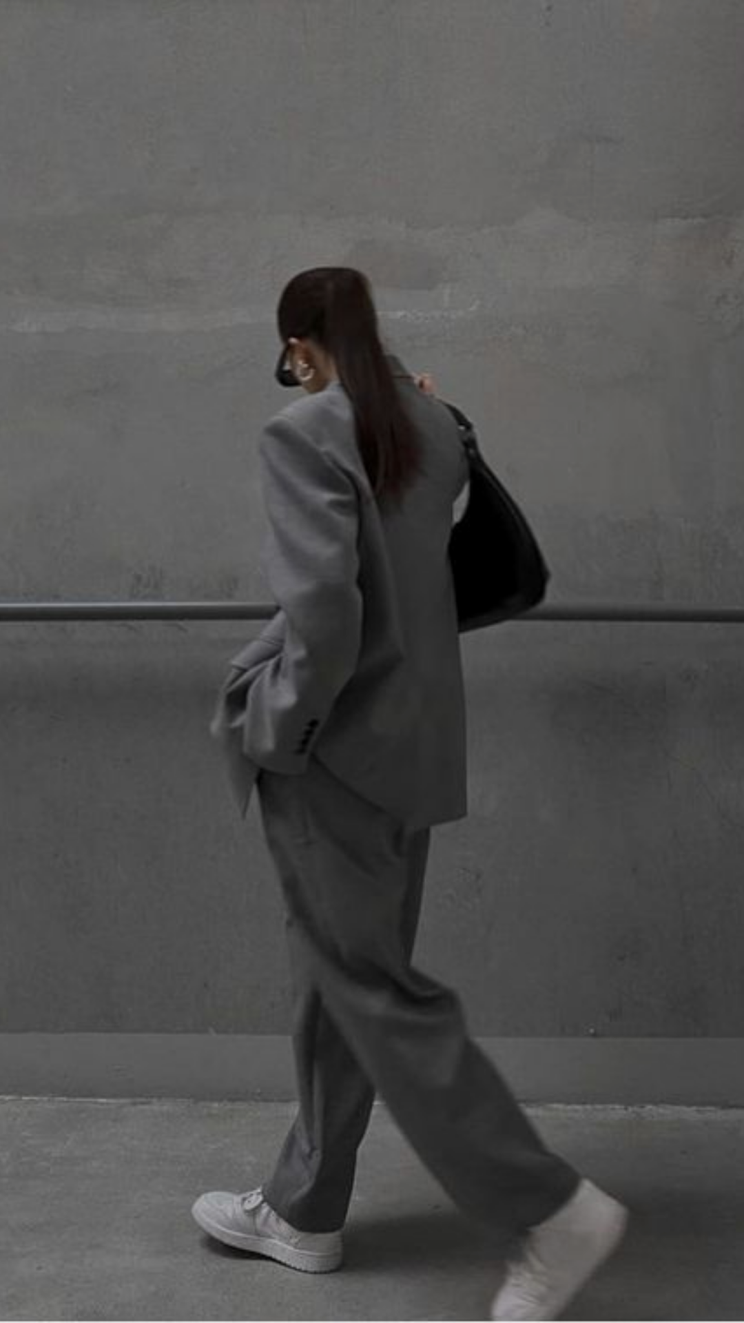 financial freedom tips, life lessons from wealth, build business from scratch, survive setbacks, luxury lifestyle hacks, smart money moves, personal growth stories, hustle and resilience, time management tips, freedom over trends, side hustle inspiration, smart spending, minimalist luxury, overcome hardship, entrepreneurial mindset, self-worth and success, it girl lifestyle, wealth mindset, empowerment strategies, life planning tips, investment in yourself, savvy spending, long-term planning, overcoming adversity, glamorous yet smart, life strategy tips