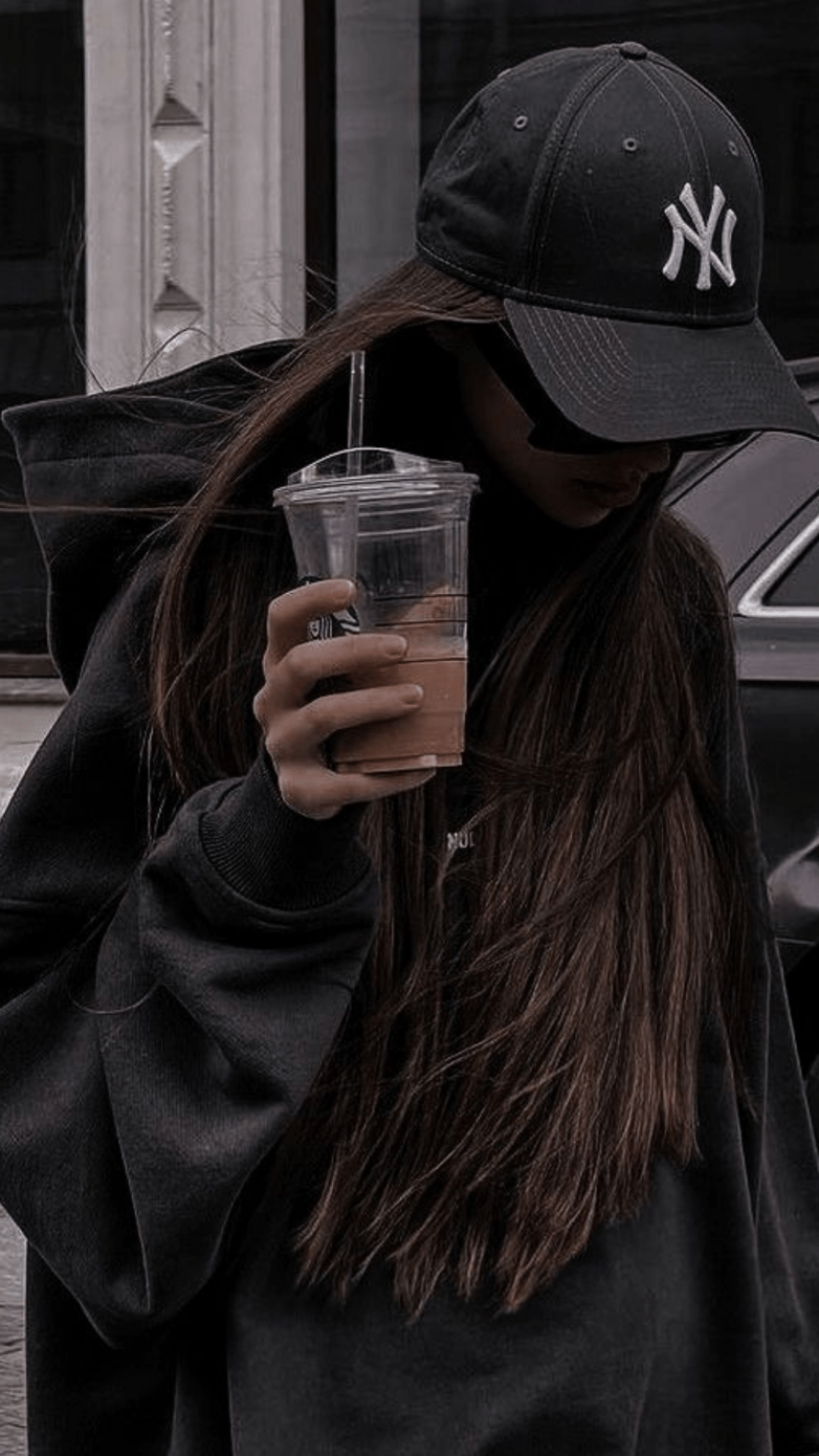 The Evil Eye: How To Stay Elegant When Posting & Sharing