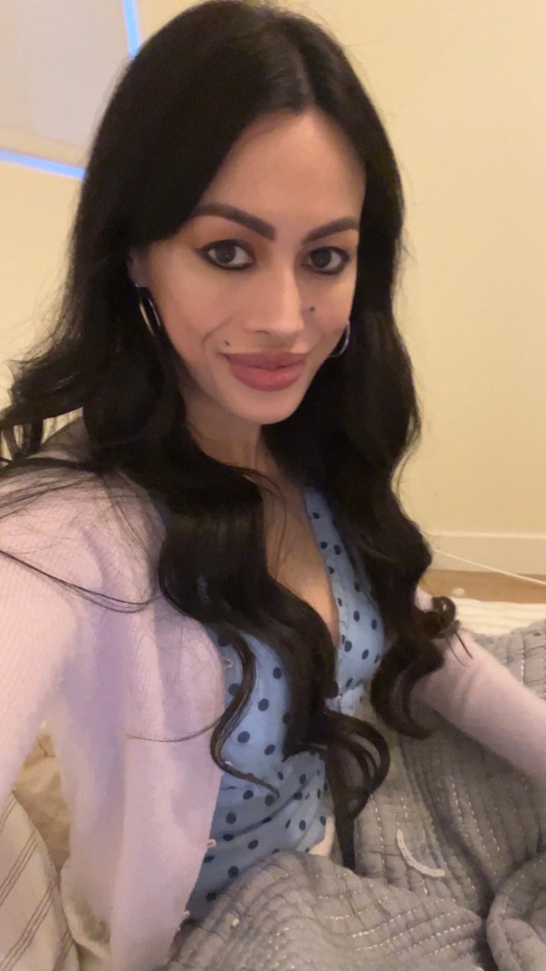 I started living alone…now my life feels like a soft luxury dream